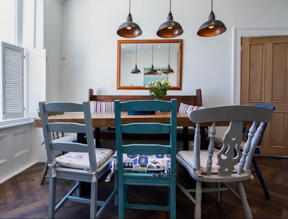 Beach View, 4 Bedroom House Opposite The Sea! Sleeps 10 Sandgate Exterior photo
